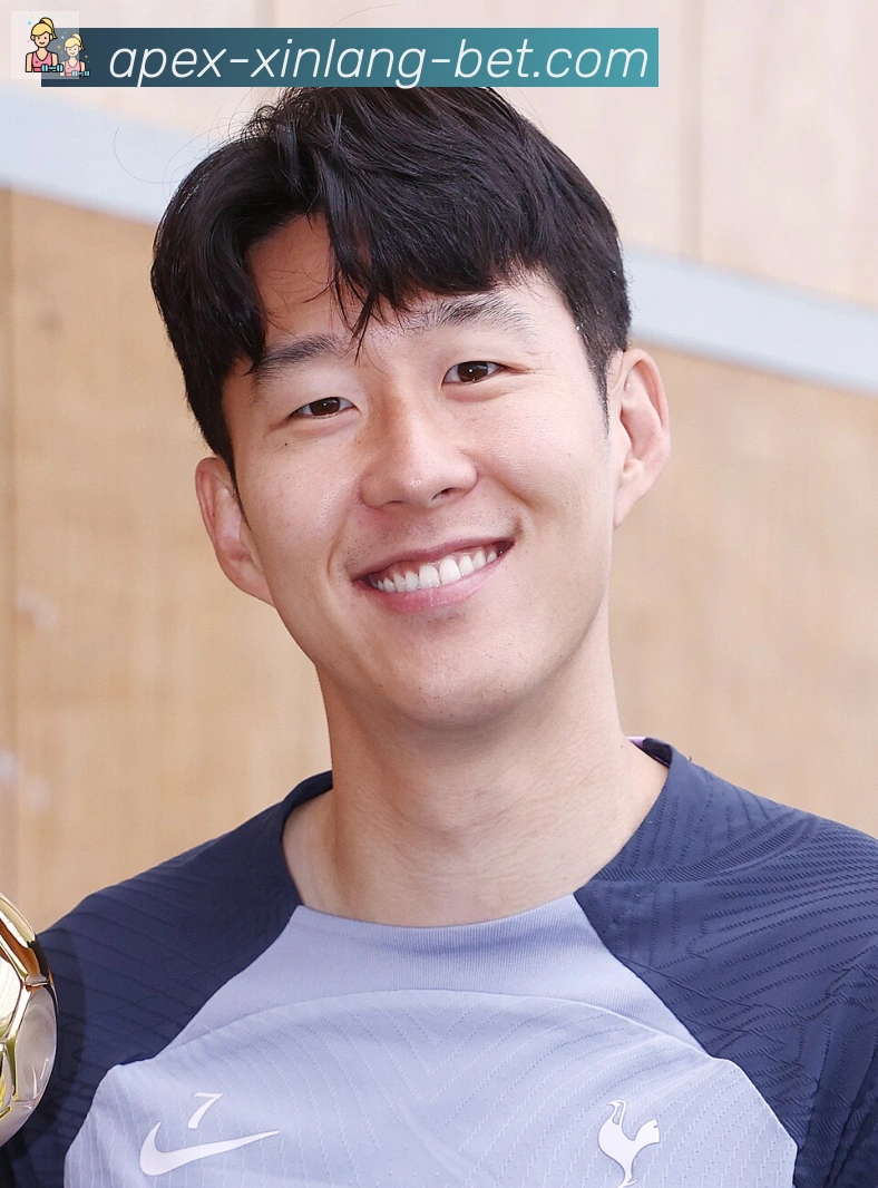 劳塔罗·马丁内斯